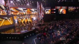 Shakira Give It Up To Me American Music Awards