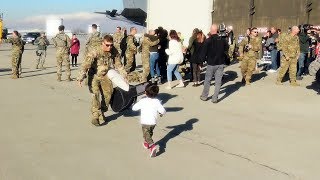 Priceless Father Son Reunion   Epic Soldier Homecoming