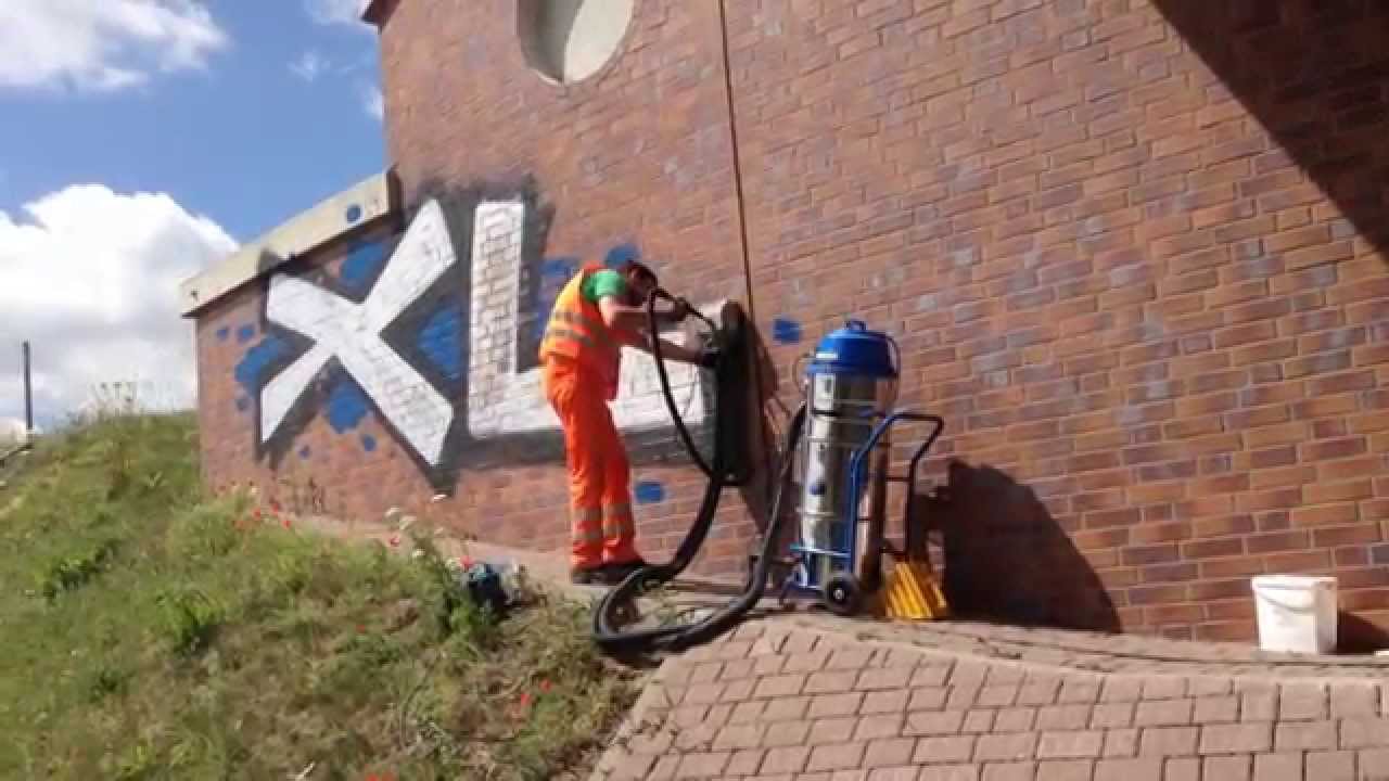 professional graffiti removal