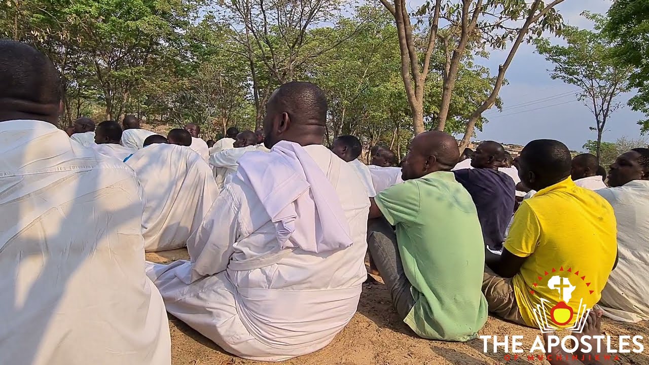 Johane Masowe Muchinjikwa- Vaichema Mbereko vakayambutswa neMudzimu Unoyera