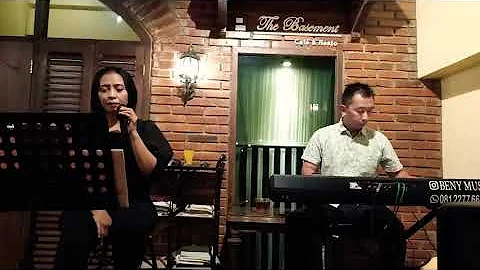 Sampai menutup mata _ tanty yosepha cover pipin #coverlive #nostalgia #sampaimenutupmata