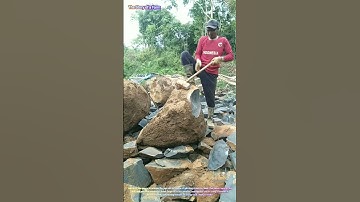 Stone Splitting at the Quarry: The Art of Breaking Rocks 🪨🔨