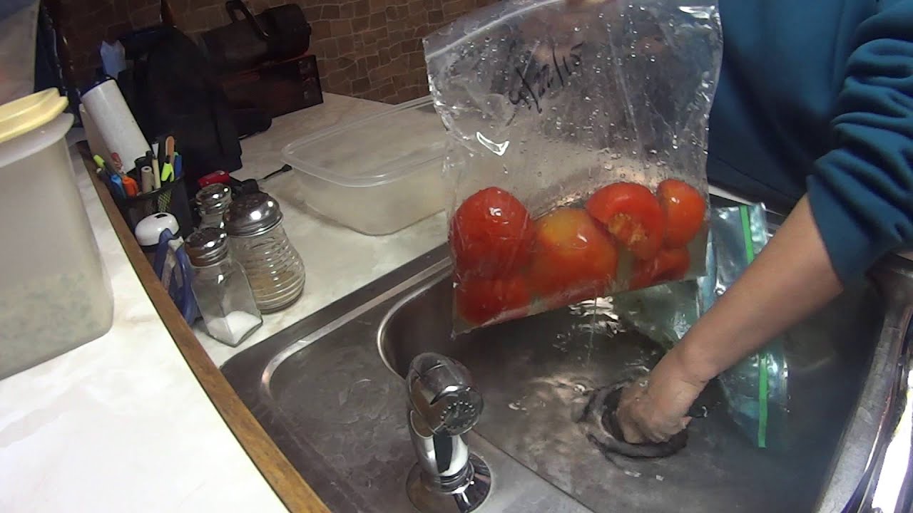 garlic bread recipe Frozen Garden Tomatoes for Chili! Using my garden tomatoes in December. By GreenShoes