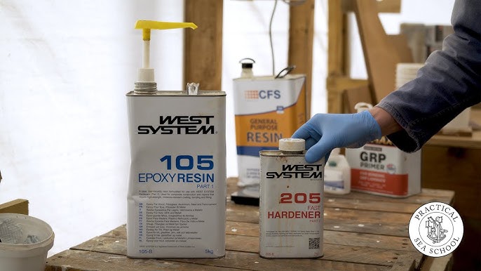 Polyester Resin vs Epoxy Resin: All You Need To Know