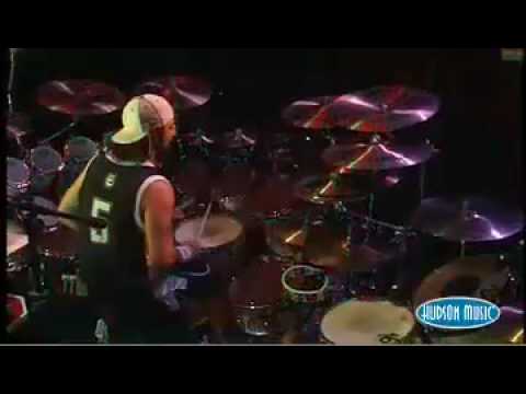 Mike Portnoy-Awesome Drum Solo (excellent sound quality)
