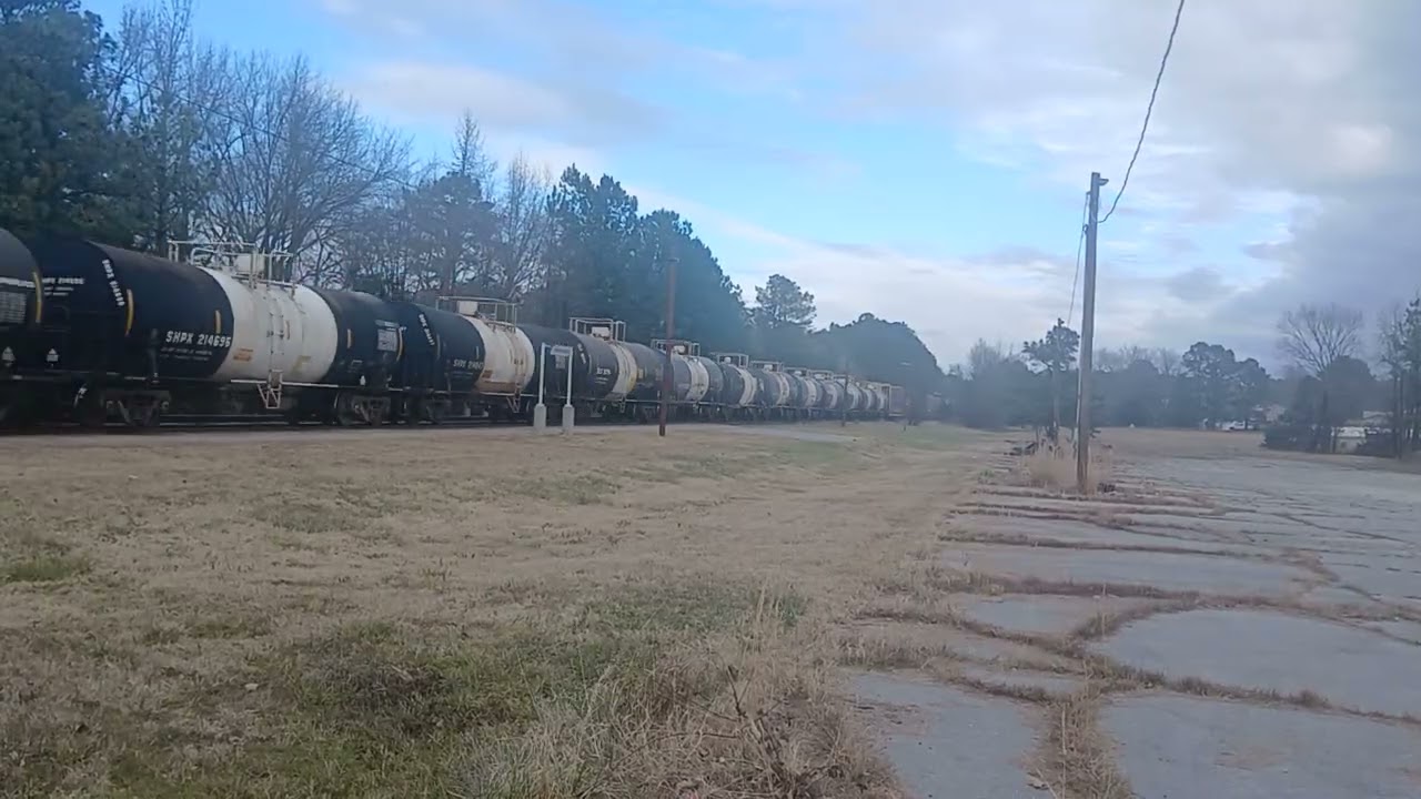 CSX M408 Rolling Northbound through Petersburg, Va. 
