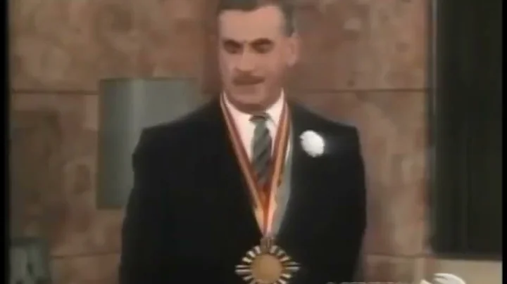 Raymond Bailey (Millburn Drysdale) Ashtray Joke fr...