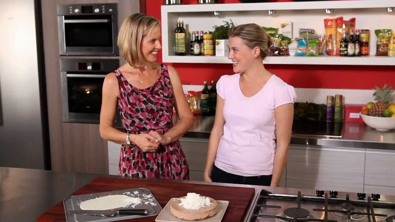 Weight Watchers - Healthy Triple Chocolate Cheesecake - YouTube