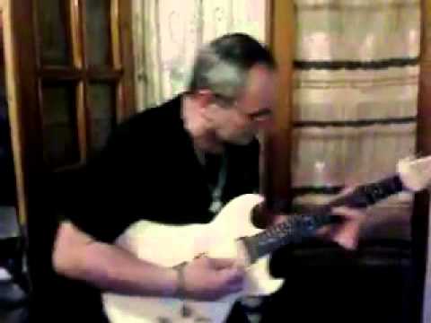 ვიტალი სავანელი. diskuise