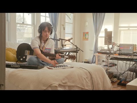 Maddie Jay - CR78 (Live in Bedroom)
