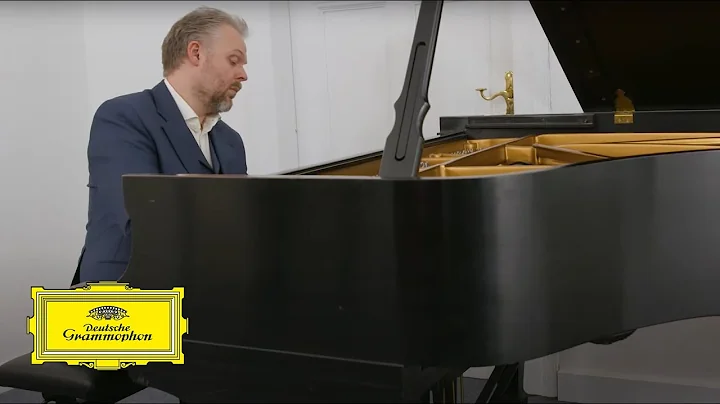 World Premiere  Hinrich Alpers performs newly disc...