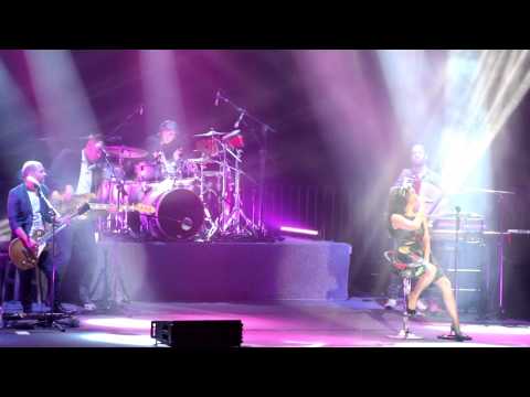 שרה ברחובות ריטה 