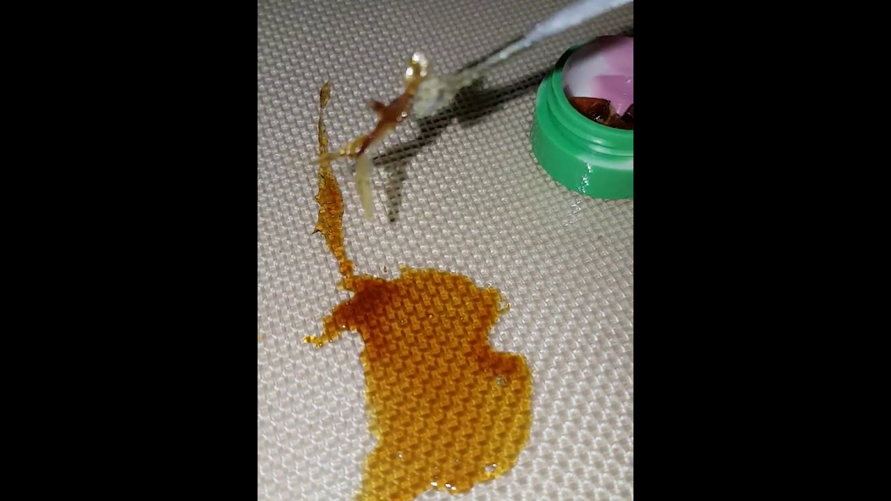 Nothing like a Crenshaw dab. Rosin, crumble and shatter🔥🔥✌