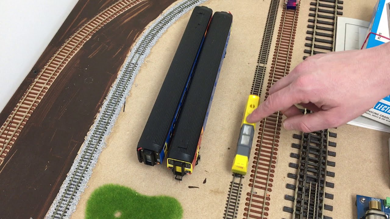 DCC conversion of a Gaugemaster / Tomix motorised track cleaner: Part 2