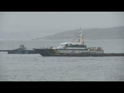 Spanish police seize 'drugs submarine' off coast of Galicia