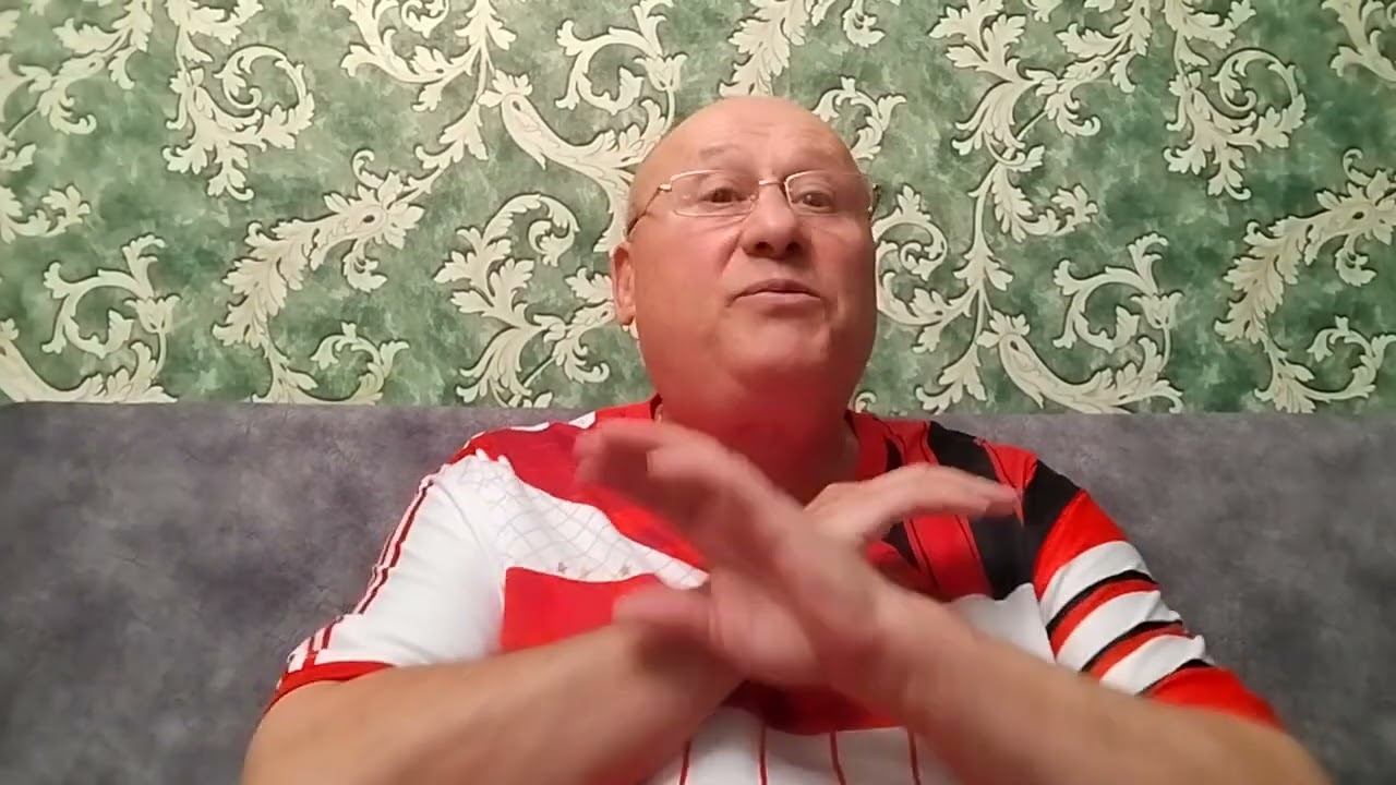 Актеры есть режиссёр херовый