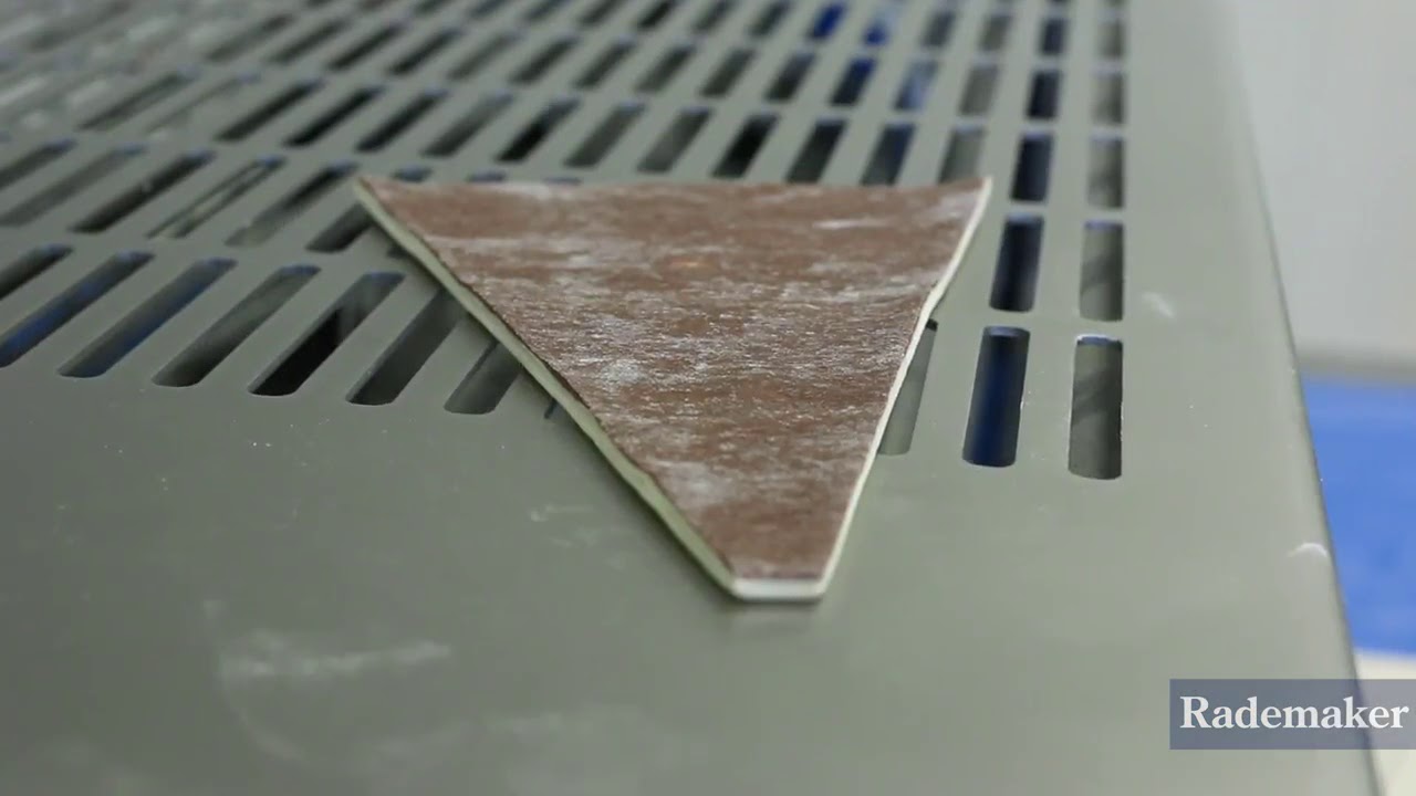 Produzione di croissant bicolore di Rademaker