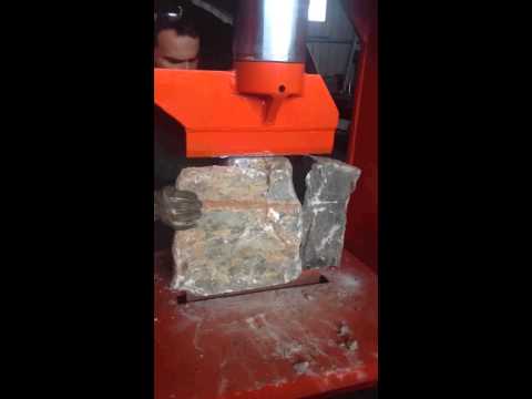 Βίντεο: Βασάλτης (40 φωτογραφίες): τι είναι; Η προέλευση της πέτρας, σε τι είδους βράχους ανήκει ο βασάλτης και πώς μοιάζει; Πυκνότητα, χαλάκια, ύφασμα και άλλες χρήσεις