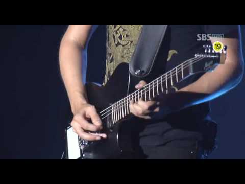 Muse - Time Is Running Out (Pentaport 2007)