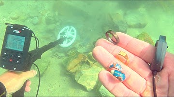 Found MONEY & JEWELRY while UNDERWATER Metal Detecting