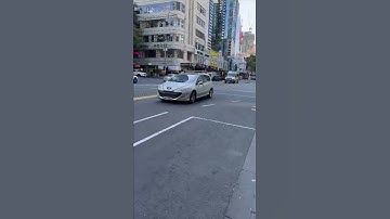 *PHASER SIREN* // AV - Mercedes Sprinter - Responding Code 1 - Melbourne CBD