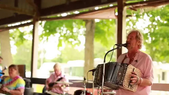 Leon Olsen Show - El Rio Drive Polka!