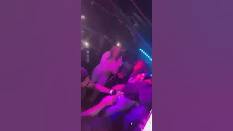 Thumbnail of Sha ek on hotz at Boston concert after fan screams "f*ck Pj Glizzy" during performance