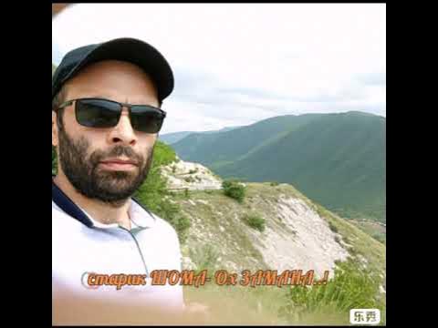 мусульманин обнимает маму. старик шома шамиль магомедов. уважение к родителям в исламе. старик шома шамиль магомедов. мать мусульманка.