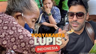 -أشهر عجوز في اندونيسيا 🇮🇩-جولة اكتشاف مدينة يوغياكرتا و تجربة اكل الشوارع😍