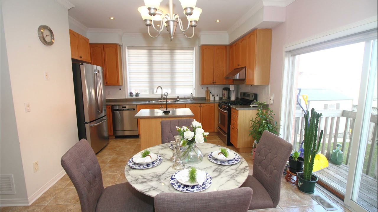 369 William Berczy Blvd