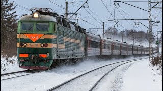 Маршрут пассажирского поезда Москва - Ярославль / Электровоз ЧС7 / режим "таймлапс"