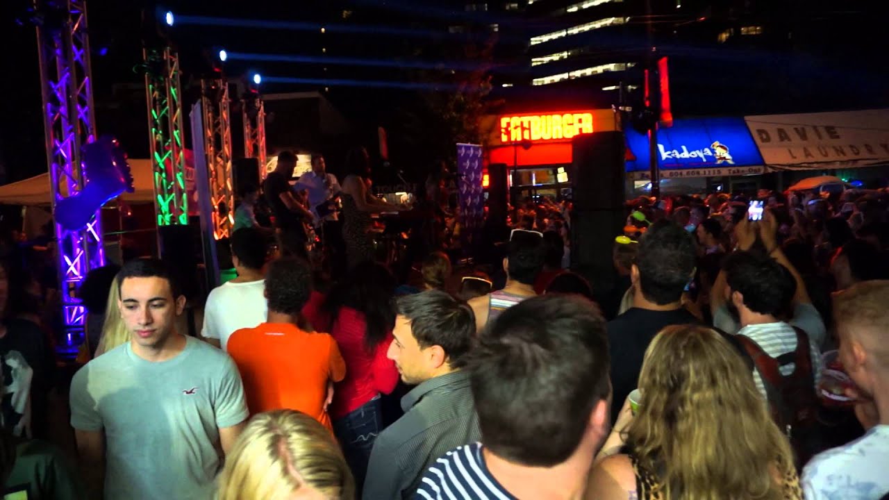 Vancouver Daily Davie Street, Friday night before the parade, 1080 60p