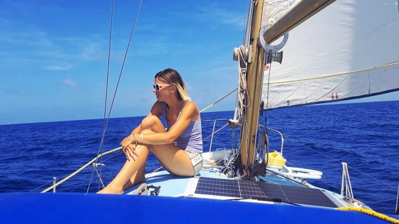 Life on the HOOK and a PERFECT SAILING to Gaeta, Italy.
