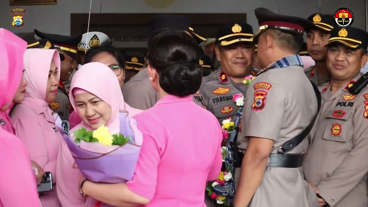 FARAWELL PARADE KOMBES POL BUDHI HARYANTO