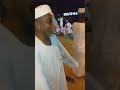 اخونا محمد سري من اهلنا الدبيبه شرق النيل يرقص طرب بمسيد الشيخ مصطفي الفادني احتفالا بمولد الحبي