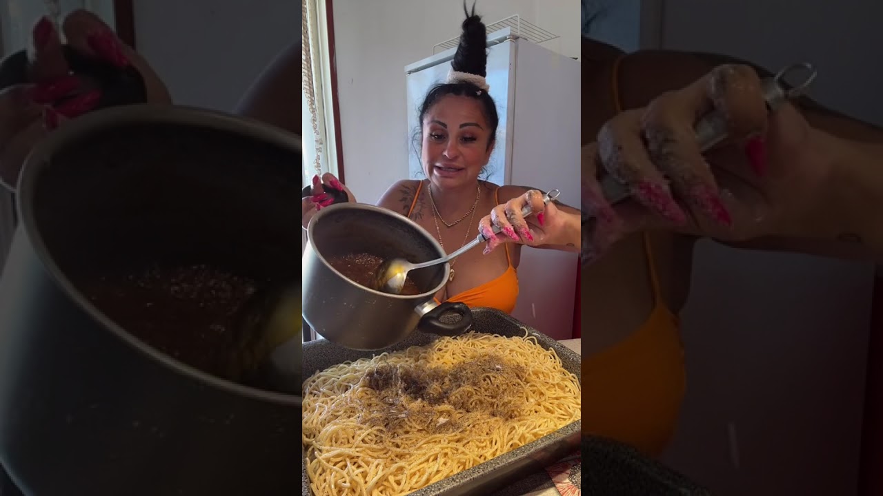 rita de crescenzo in cucina ...