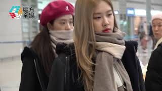 2018-12-09 JISOO ROSÉ浦東抵仁川 優越美貌引發感嘆