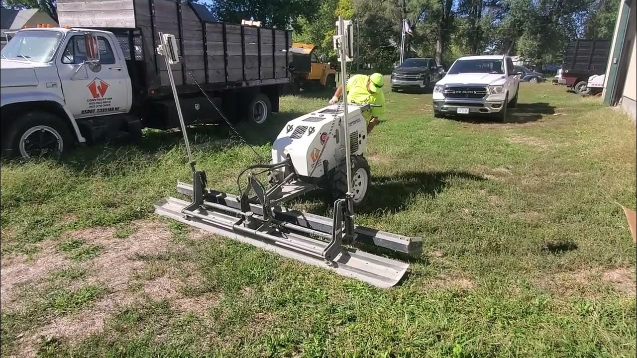 Somero Copperhead Laser Screed Lot 11384 YouTube