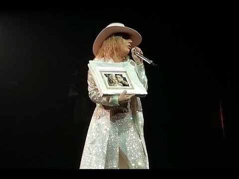 Lady Gaga - Grigio Girls - Houston - Joanne World Tour