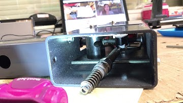 StringwayストリングウェイMS200 テーブルベースとテンションヘッドのネジ位置ご注意Table base to tension head screw position