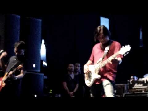 UNGU - Seperti Bintang Live At Launching Toyota Agya
