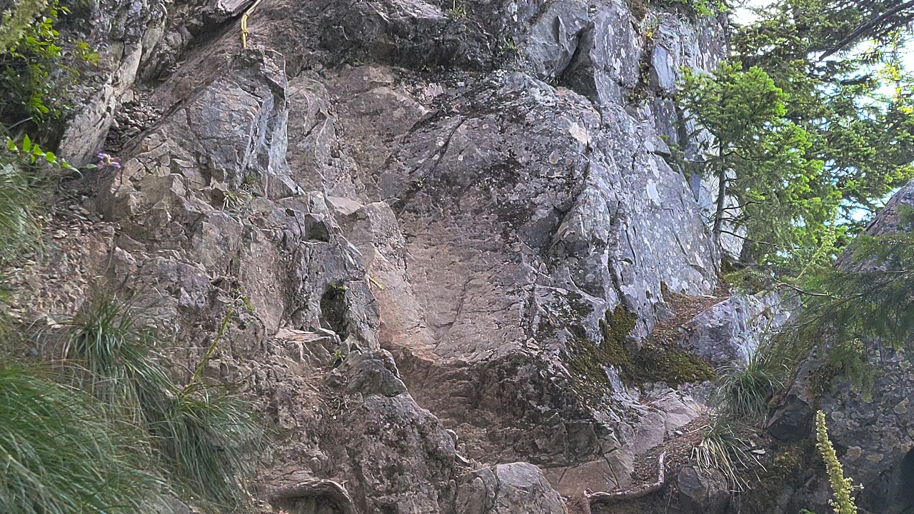 putvin trail to lake of the angels