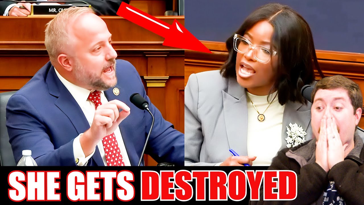 Республиканка от движения MAGA пресекла неконтролируемую прямую трансляцию выступления Жасмин Кро...