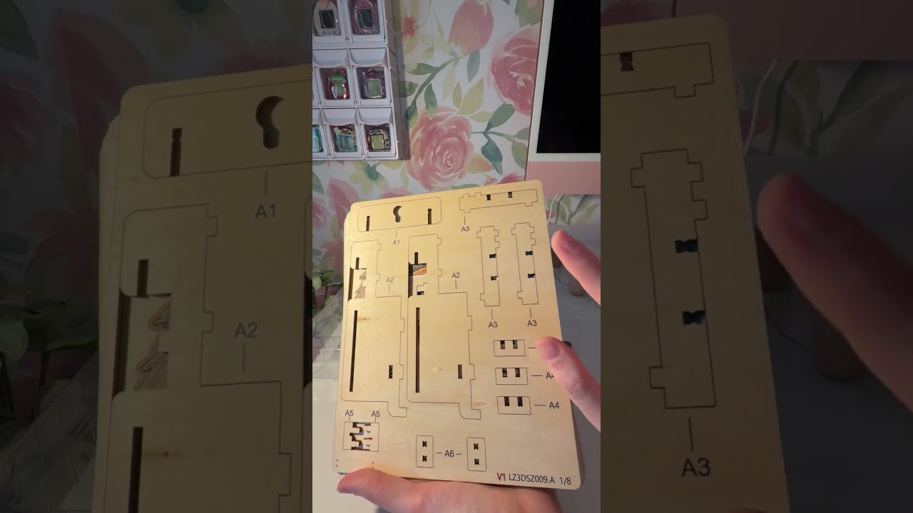 Is this 3D puzzle good quality? Clock actually works? Rnfinewow