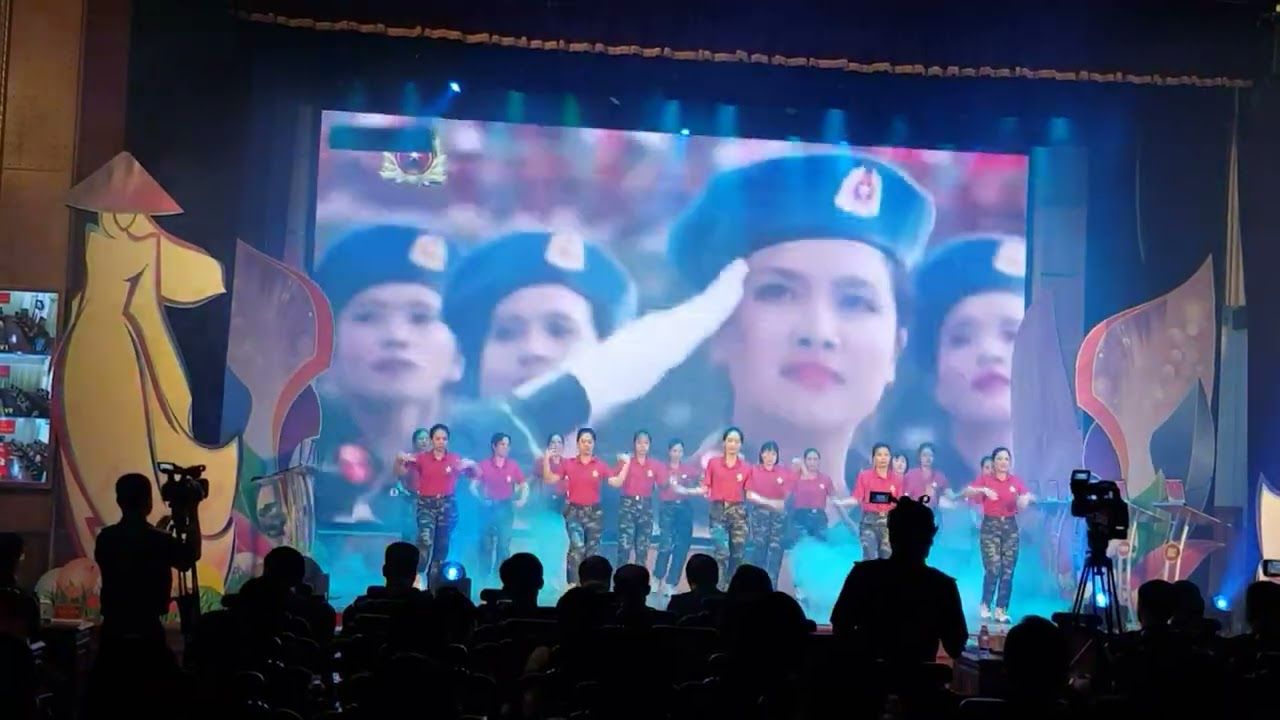 dân vũ nhà máy z133