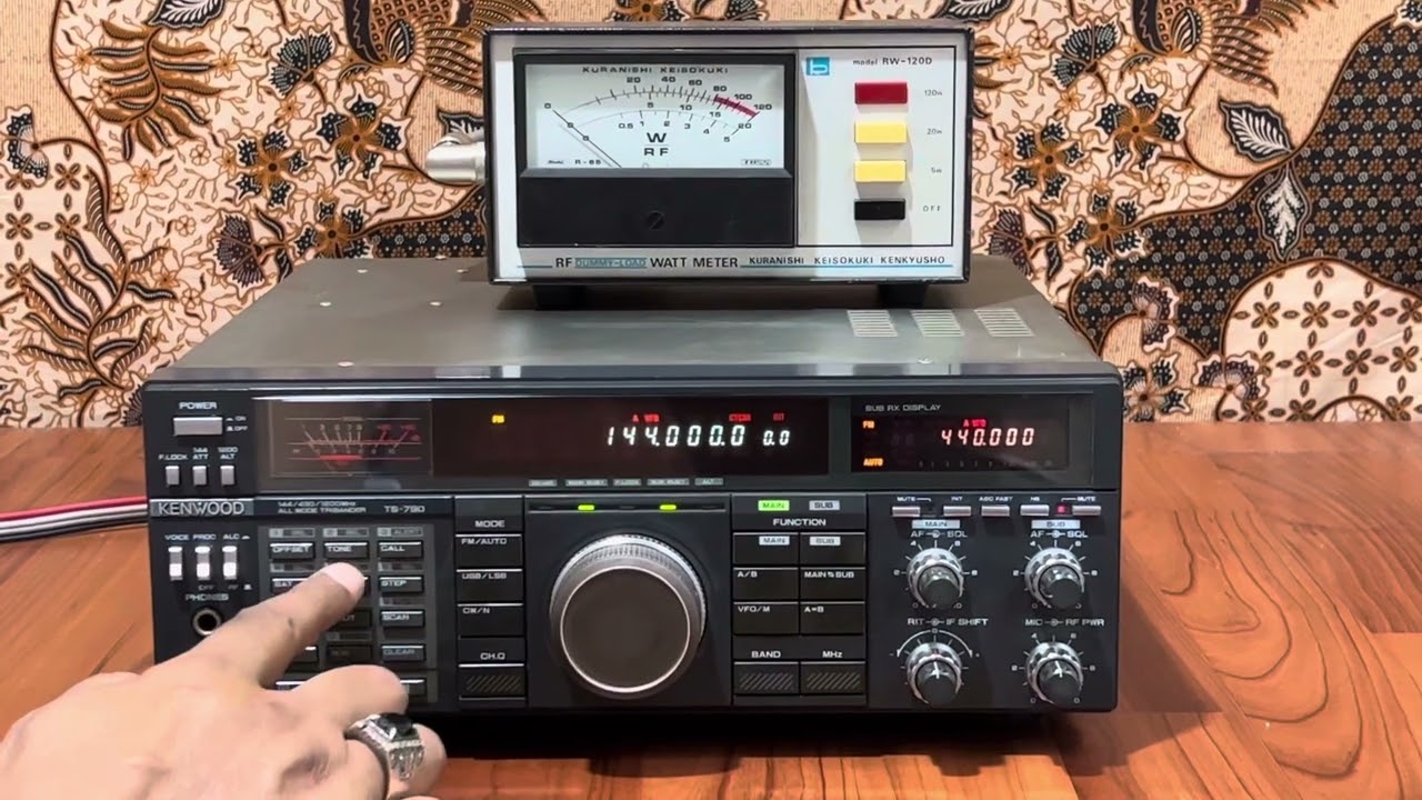 アマチュア無線機、KENWOOD TS790 【公式通販】