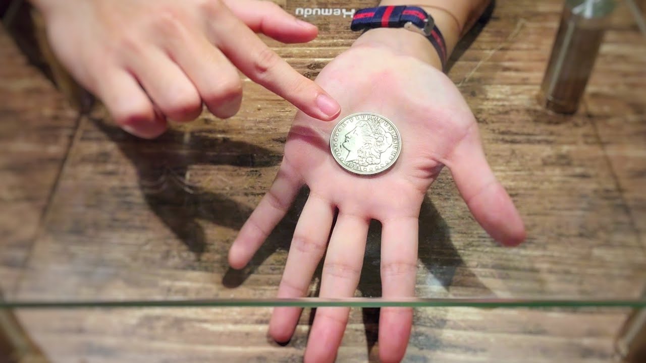 簡単に不可能を。コインが透明ガラスを貫通するマジック【種明かし】