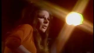Bobbie Gentry sings 'Ode To Billie Joe' live on the Andy Williams Show 1971