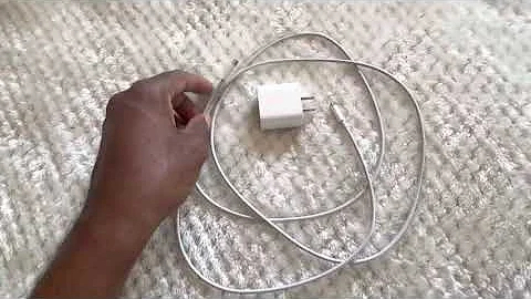 Apple 20W USB C Power Adapter - iPhone Charger with Fast Charging Capability Review