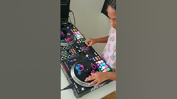 Thumbnail of Morning practicing. how to  do scribble scratch on rane one #djryliej #raneone  #morningpractice